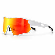 Photochromic Cycling Glasses