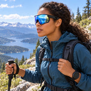 Photochromic Cycling Glasses