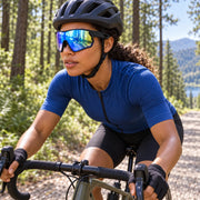 Photochromic Cycling Glasses